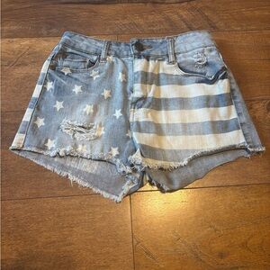 Women’s refuge Stars and Stripes Jean Shorts Size 2